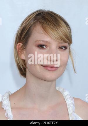 Mia Wasikowska au film Independent Spirit Awards 26th à Santa Monica, en Californie, le 26 février 2011. Banque D'Images