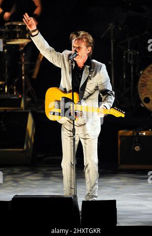 John Mellencamp se produit en direct lors de son « No Better This Tour » au Durham Performing Arts Center, en Caroline Banque D'Images