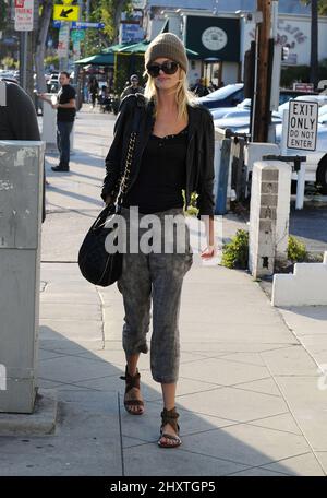 Taylor Bagley déjeuner à l'Urth Cafe à Los Angeles, CA. Banque D'Images