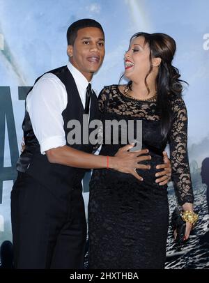 Cory Hardrict et TIA Mowry participant à la première « Battle: Los Angeles » qui s'est tenue au Regency Village Theatre de Los Angeles, aux États-Unis. Banque D'Images