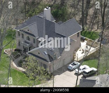 Vue générale de la maison de la chanteuse Trace Adkins avant qu'elle ne brûle au sol le week-end Banque D'Images