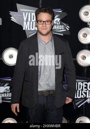 Seth Rogen arrive aux MTV Video Music Awards 2011 au Nokia Theatre L.A. EN DIRECT le 28 août 2011 à Los Angeles, Californie. Banque D'Images