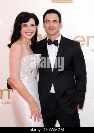 Julianna Margulies et son mari Keith Lieberthal assistent aux Primmy Awards 63rd annuels qui se tiennent au Nokia Theatre L.A. à Los Angeles, Californie, États-Unis. Banque D'Images