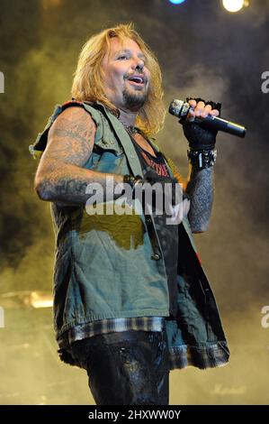 Vince Neil se produit au Raleigh Amphitheater de Raleigh, en Caroline du Nord. Banque D'Images