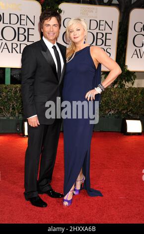 Rob Lowe et Sheryl Berkoff lors de la cérémonie annuelle des Golden Globe Awards 69th, qui s'est tenue à l'hôtel Beverly Hilton de Los Angeles, en Californie, le 15 janvier 2011. Banque D'Images