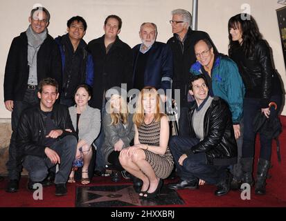 Wally Langham, Archie Kao, David Berman, Robert David Hall, Ted Danson, Marc Vann, Liz Vassey, Eric Szmanda, Jorga Fox, Elisabeth Harnois, Marg Helgenberger et Jon Wellner assistent à la cérémonie des étoiles du Walk of Fame de Marg Helgenberger à Los Angeles, aux États-Unis. Banque D'Images