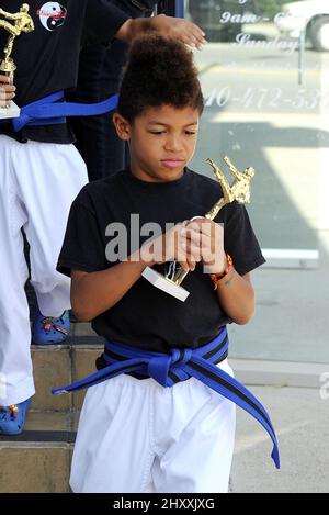 Heidi Klums, le fils Henry Samuel, quitte la classe Karate à Los Angeles, aux États-Unis. Banque D'Images