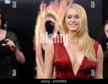 Leven Rambin participe à la première mondiale des « Hunger Games » au Nokia Theatre L.A. Vivre à Los Angeles, Etats-Unis. Banque D'Images