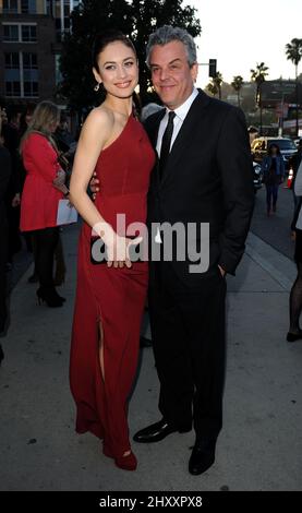 Olga Kurylenko et Danny Huston lors de la première de la ville magique de Los Angeles qui s'est tenue au DGA Theatre, en Californie Banque D'Images