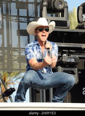 Justin Moore en direct lors du Stagecoach Country Music Festival 2012 qui s'est tenu à Indio en Californie, aux États-Unis. Banque D'Images