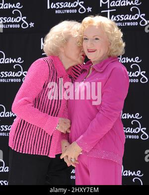 Betty White dévoile sa toute première figurine de cire à Madame Tussauds Hollywood, Californie Banque D'Images