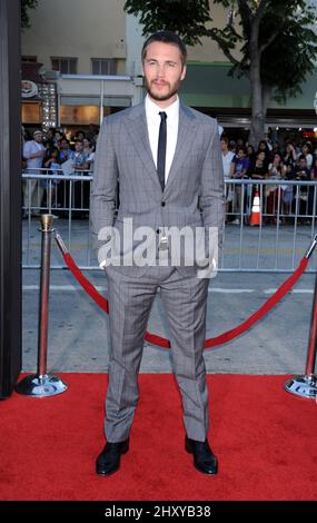 Taylor Kitsch assiste à la première mondiale de « âges » qui s'est tenue au Mann Village Theatre, Westwood, Californie. Banque D'Images