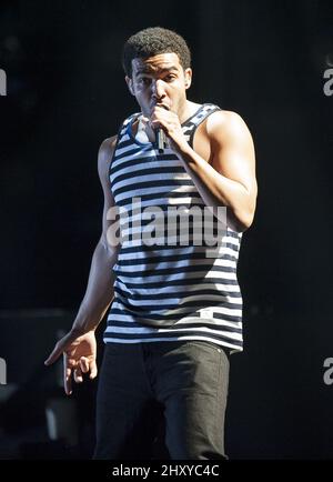 Drake se produit en direct lors de la visite du Club Paradise en 2012 au Time Warner Cable Music Pavilion, à Raleigh Banque D'Images