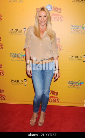 Gena Lee Nolin participe à la première des « dragons » présentés par Ringling Bros. Et Barnum & Bailey au Staples Center de Los Angeles. 12 juillet 2012 Banque D'Images