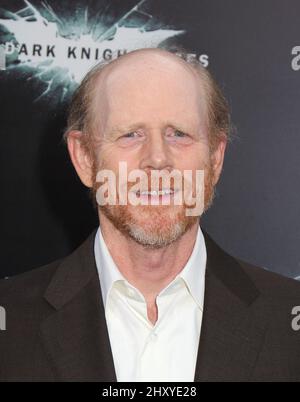 Ron Howard participe à la première de New York « The Dark Knight Rises », qui a eu lieu au AMC Lincoln Square Theatre, le 16 2012 juillet à New York. Banque D'Images