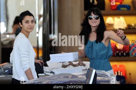 Selma Blair a vu faire du shopping à Marc Jacobs à Hollywood, en Californie. Banque D'Images