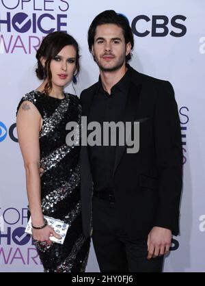 Rumer Willis et Jayson Blair arrivent aux People's Choice Awards 2013 qui se tiennent au Nokia Theatre de Los Angeles, en Californie Banque D'Images