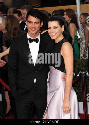 Julianna Margulies et Keith Lieberthal arrivent aux prix annuels de la SAG 19th qui se tiennent au Shrine Auditorium de Los Angeles. Banque D'Images