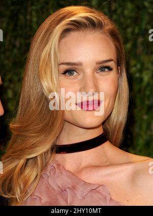 Rosie Huntington-Whiteley participant à la Vanity Fair Oscar Party 2013 qui s'est tenue à l'hôtel Sunset Tower à Los Angeles, Californie. Banque D'Images