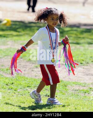 Lou Samuel, fille de Heidi Klum vue au parc de Los Angeles, USA. Banque D'Images