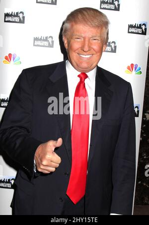 Donald Trump assiste au Celebrity Apprentice/Trump Junket avec la célébrité en feu qui s'est tenue aux Trump Towers de New York, États-Unis. Banque D'Images