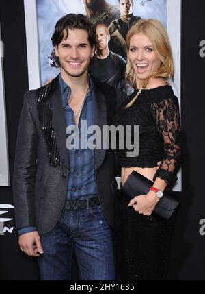 Gleb Savchenko & Elena Samadanova lors de la première du nouveau film de Paramount Pictures G.I. JOE: REPRÉSAILLES, tenu au théâtre chinois de Grauman, le 28 mars 2013, à Los Angeles. Banque D'Images