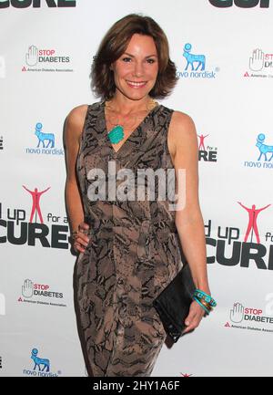 La comtesse LuAnn de Lesseps participe à la série de concerts Stand Up for A Cure 2013 au Madison Square Garden de New York. Banque D'Images