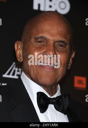Harry Belafonte assistera à la cérémonie annuelle d'initiation du Rock and Roll Hall of Fame 28th au Nokia Theatre de Los Angeles, en Californie. Banque D'Images