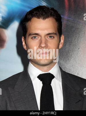 Henry Cavill participe à la première « un de l'acier » qui s'est tenue au Hall Alice Tully au Lincoln Center de New York, aux États-Unis. Banque D'Images