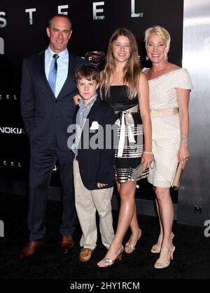 Christopher Meloni participe à la première « un de l'acier » qui s'est tenue au Hall Alice Tully au Lincoln Center de New York, aux États-Unis. Banque D'Images