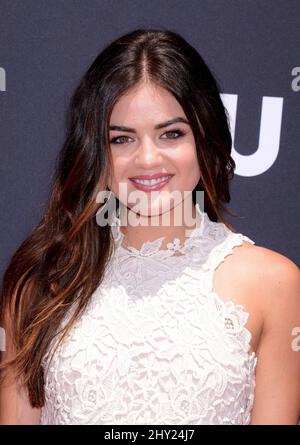 Lucy Hale participe aux Prix Young Hollywood 2013 qui se sont déroulés au stade Eli et Edythe Broad au Centre des arts de la scène du Santa Monica College, le 1st août 2013. Banque D'Images