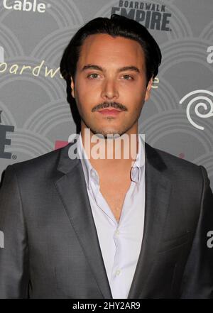 Jack Huston assistait à la première de la quatrième saison de Boardwalk Empire au théâtre Ziegfeld de New York. Banque D'Images