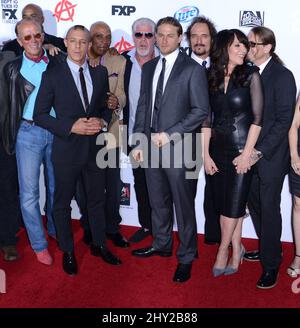 Charlie Hunnam, fils d'anarchie Cast participe à la première projection de la saison 6 des « Sons of anarchy » qui s'est tenue au Dolby Theatre, Los Angeles. Banque D'Images