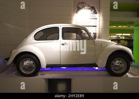 Le classique VW Beetle dans le musée Riverside, le musée des transports de Glasgow Banque D'Images