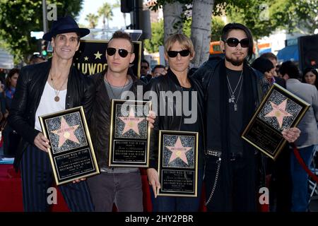 Perry Farrell, Stephen Perkins, Chris Chaney et Dave Navarro lors de la cérémonie de l'étoile du « addiction Walk of Fame » de Jane, à Los Angeles. Banque D'Images