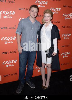 Sterling Knight, Taylor Sprailer participe à la célébration du lancement de la « Crush by ABC Family », qui s'est tenue à l'hôtel London, Los Angeles Banque D'Images