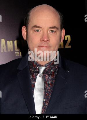 David Koechner assiste à la première d'Anchorman 2: The Legend continue, à New York. Banque D'Images