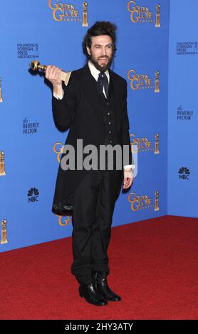 Alex Ebert dans la salle de presse des Golden Globe Awards 71st à Los Angeles Banque D'Images