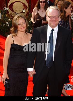 18 septembre 2005 Los Angeles, ca. Philip Seymour Hoffman LES Prix annuels Primetime EMMY 57th qui ont eu lieu au Shrine Auditorium Banque D'Images