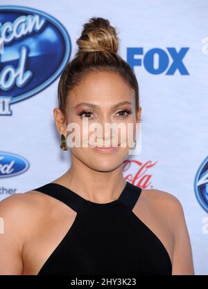 Jennifer Lopez participe à l'événement des 13 finalistes de l'American Idol, à Los Angeles Banque D'Images