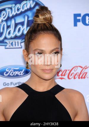 Jennifer Lopez participe à l'événement des 13 finalistes de l'American Idol, à Los Angeles Banque D'Images