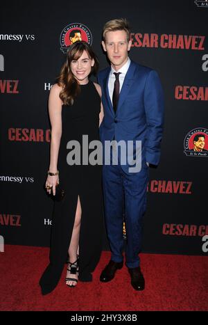 Christa B. Allen et Gabriel Mann participant à la première de Cesar Chavez à Los Angeles Banque D'Images