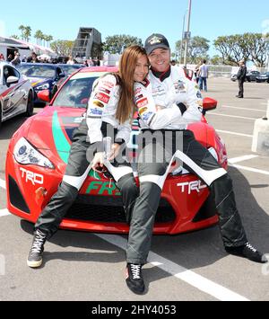 Vanessa Marcil et Brett Davern participent à la journée de pratique annuelle 37th de la course Toyota Pro/Celebrity dans les rues de long Beach Banque D'Images