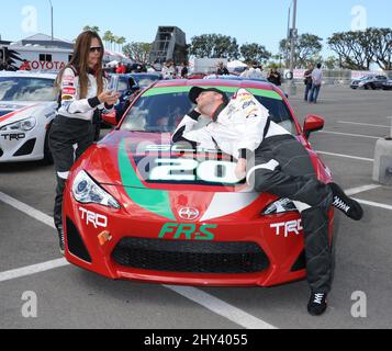 Vanessa Marcil et Brett Davern participent à la journée de pratique annuelle 37th de la course Toyota Pro/Celebrity dans les rues de long Beach Banque D'Images