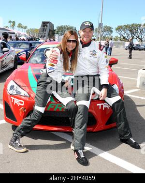 Vanessa Marcil et Brett Davern participent à la journée de pratique annuelle 37th de la course Toyota Pro/Celebrity dans les rues de long Beach Banque D'Images