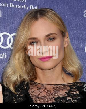 Diane Kruger arrive pour le bal aux papillons Chrysalis 13th qui s'est tenu aux États du comté de Brentwood, à Los Angeles. Banque D'Images