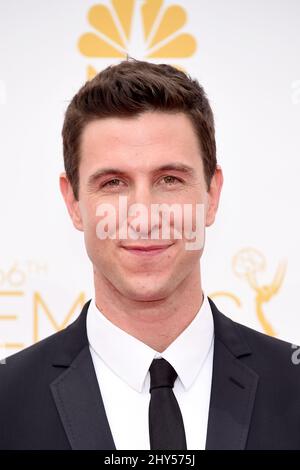 Pablo Schreiber arrive aux EMMY Awards 2014, Nokia Live, Los Angeles. Banque D'Images