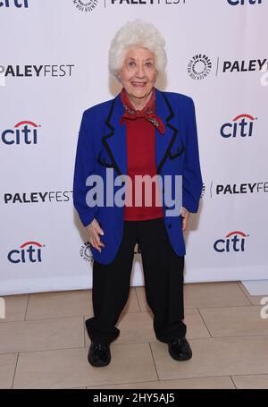 Charlotte Rae assister à la Paley Fall Flashback: "Les faits de la vie" Réunion anniversaire 35th au Centre Paley pour les médias Banque D'Images