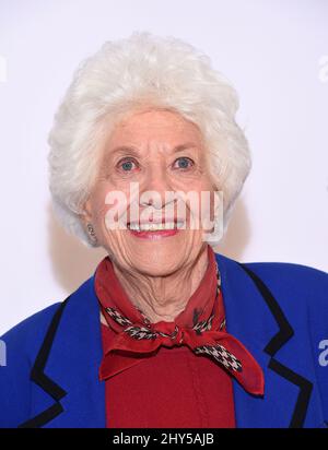 Charlotte Rae assister à la Paley Fall Flashback: "Les faits de la vie" Réunion anniversaire 35th au Centre Paley pour les médias Banque D'Images