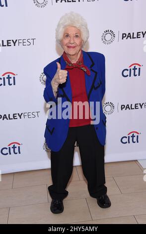 Charlotte Rae assister à la Paley Fall Flashback: "Les faits de la vie" Réunion anniversaire 35th au Centre Paley pour les médias Banque D'Images